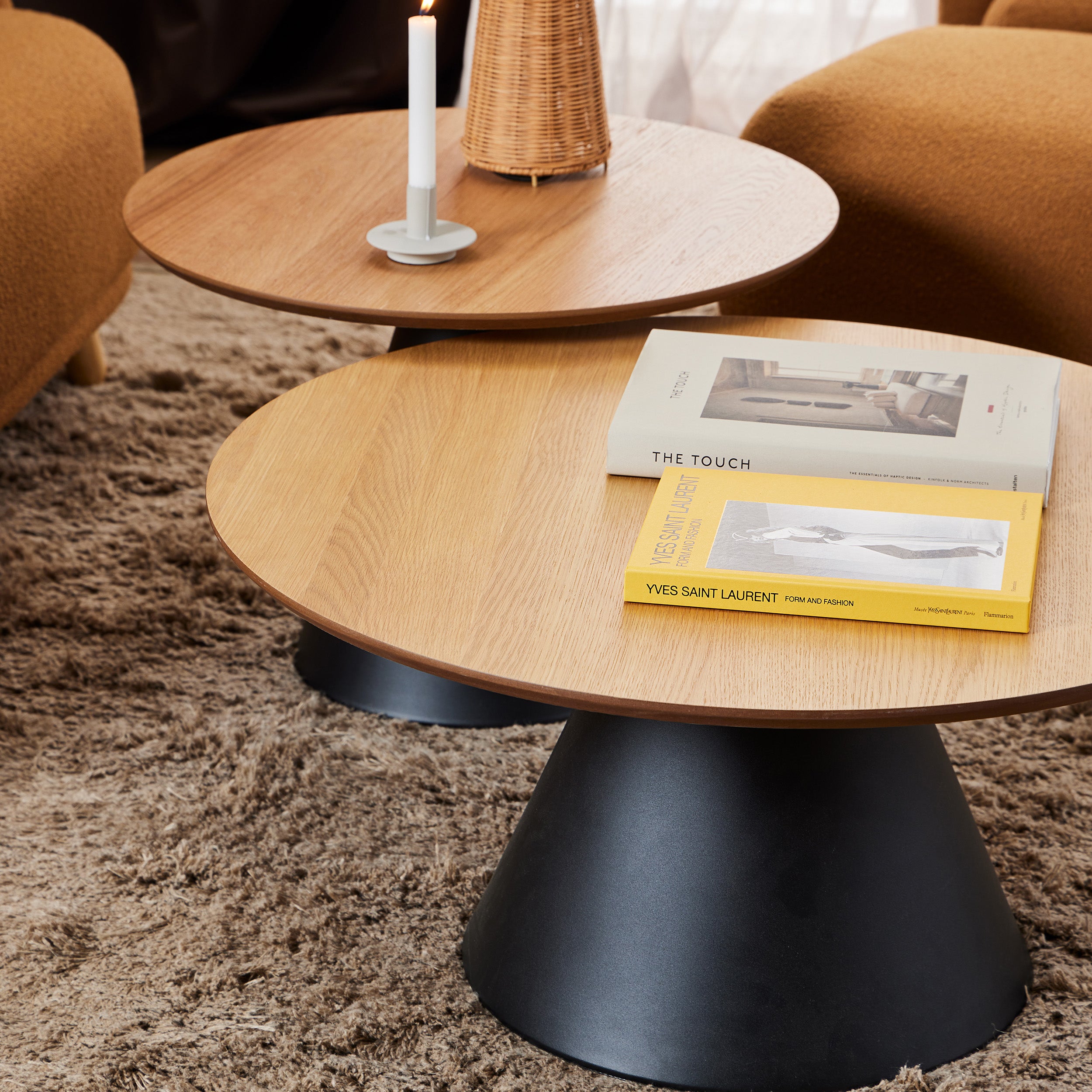 Okrągły stolik kawowy o średnicy 65 cm w stylu soft loft | Talin