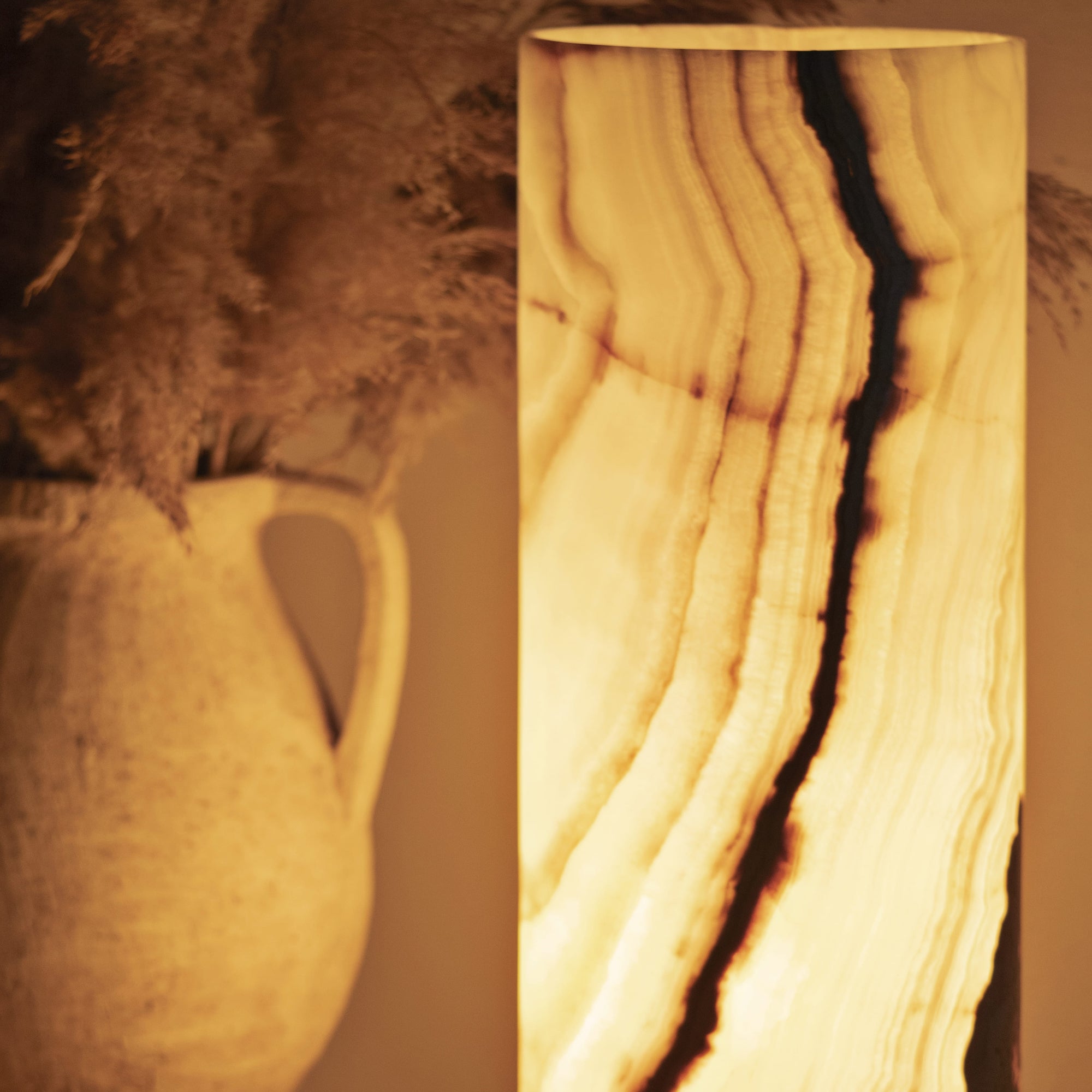 Lampa z naturalnego Onyksu Petrona