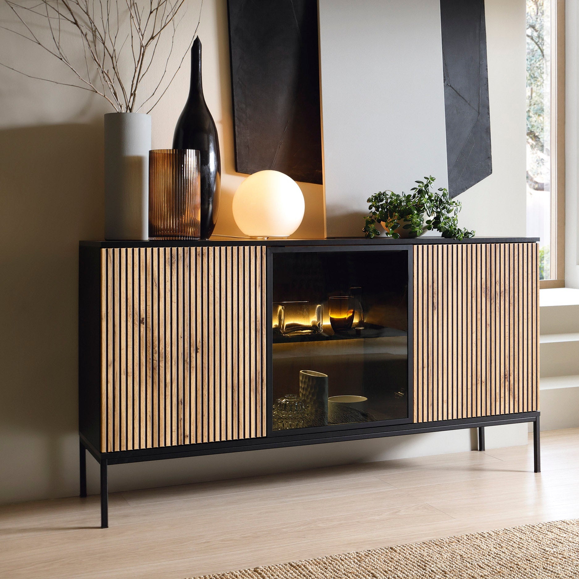 Komoda z drzwiami 154x83 w stylu loft | Lampy