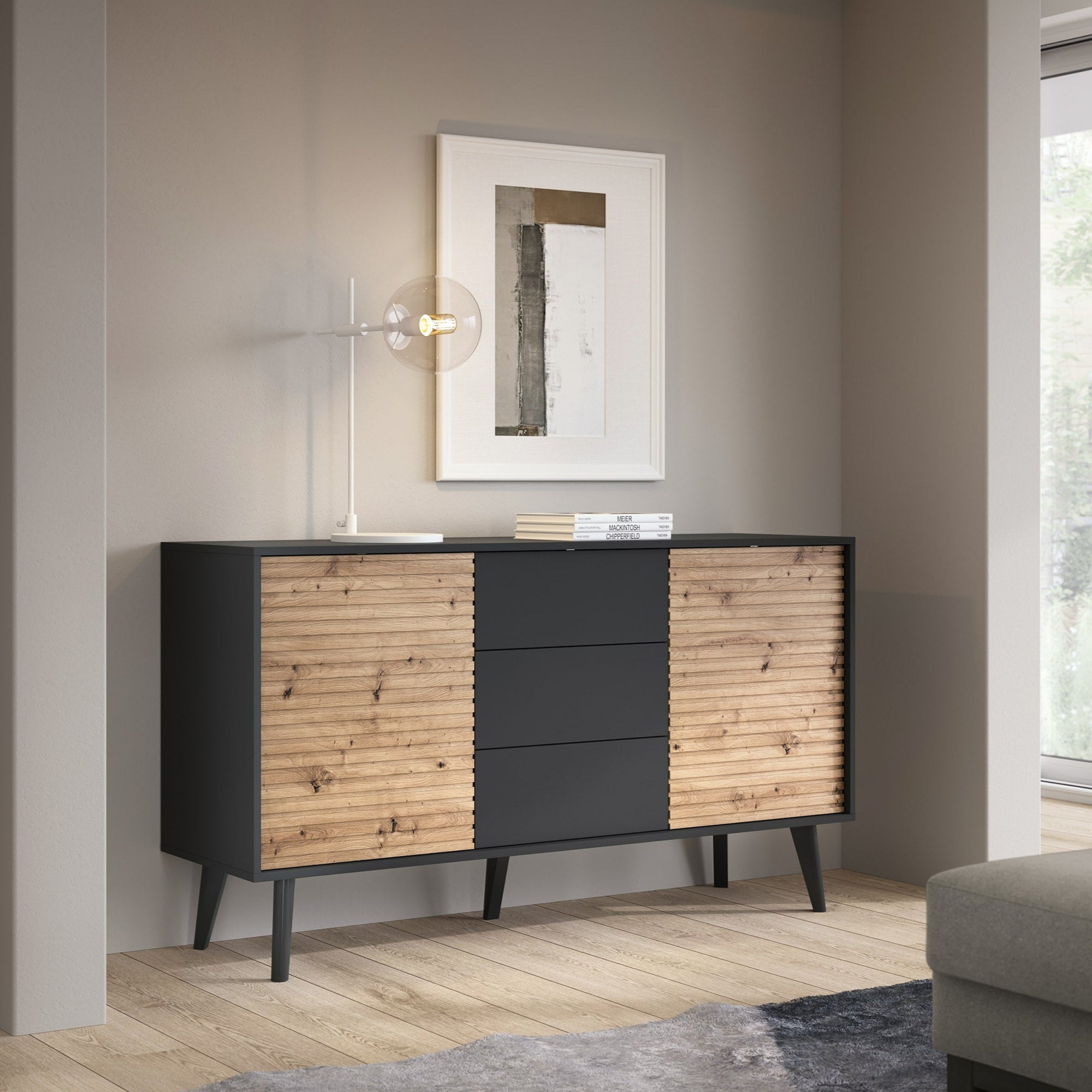 Komoda 154x83 z szufladami i drzwiami w stylu loft - dąb Artisan/czarny, 3 szuflady, skośne nóżki | Las