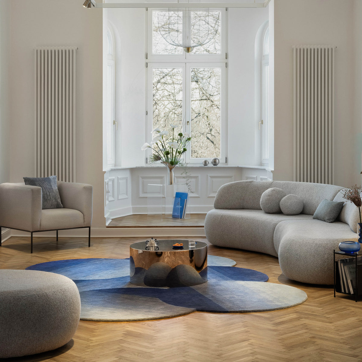 Berri Rug with a Round Gradient Pattern, Modern Style – photo 2