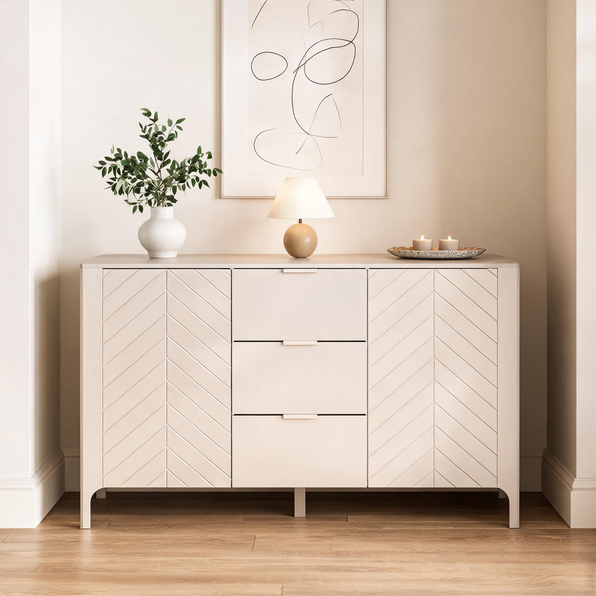 EKLIPSO sideboard 153x95 with herringbone fronts in a modern style, colour Cashmere – in an interior setting | Pillovely