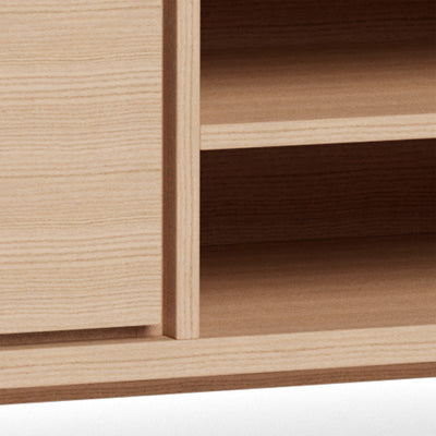 Lurisse TV cabinet, 160x50, bleached oak – close-up of the veneer grain, drawer front and shelf in the recess